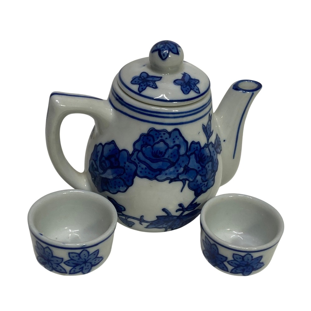 April Cornell 2000 Miniature Teapot and Cups Set Blue White Floral‎ Ceramic 3pc